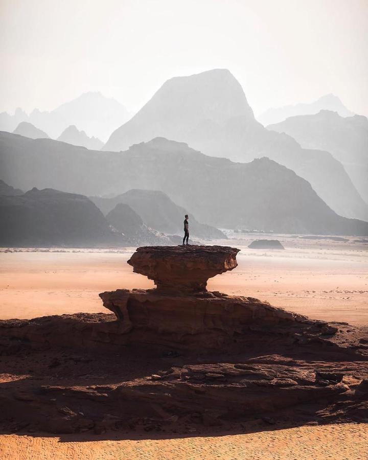 Golden Day Hotel Wadi Rum Exterior photo